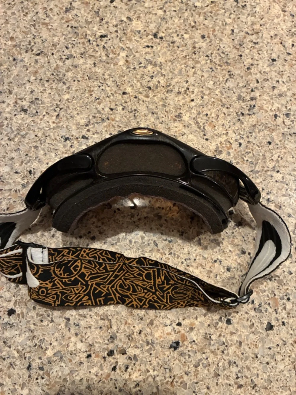 Oakley Splice Goggles Gold Black Frame Persimmon with patterned strap